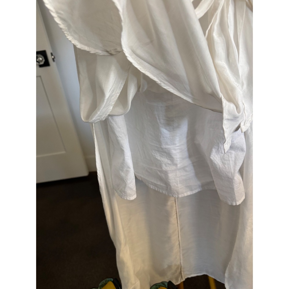 Frame elevated tshirt dress with double pockets and waist tie - Picture 7 of 9